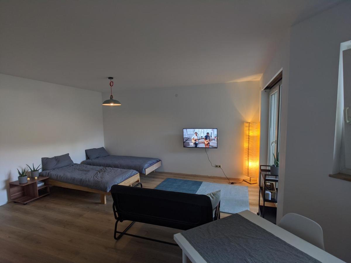 Ideales Messe Appartment 15Min Fahrtweg Kirchheim unter Teck Exterior foto