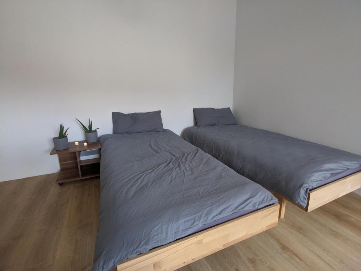 Ideales Messe Appartment 15Min Fahrtweg Kirchheim unter Teck Exterior foto